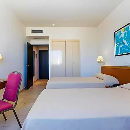 Expo Hotel
